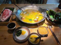 红颜花胶鸡锅-湊湊火锅·茶憩(杭州湖滨银泰in77店)