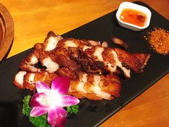 纳西烤山猪-觅山云南菜(泊富ICITY店)