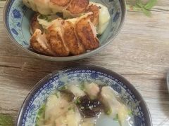 -无名氏宵夜小摊(祝家三姐妹馄饨店)
