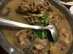 笨鸡炖蘑菇-高老庄农家菜