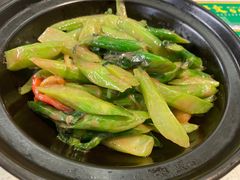 -肥仔文澳门猪骨煲(南京西路店)