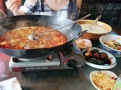 -富正毅三下锅·湘西韵味(天门山索道店)