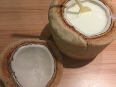 -志龙皇冠吃货椰子铺