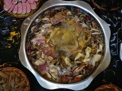 -雄诏大酒店火锅·特色小吃