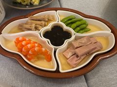 -萬盏·淮扬说VANCHAN(环球港店)