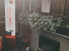 -蔼若春.传承三十年云南菜(金碧公园店)