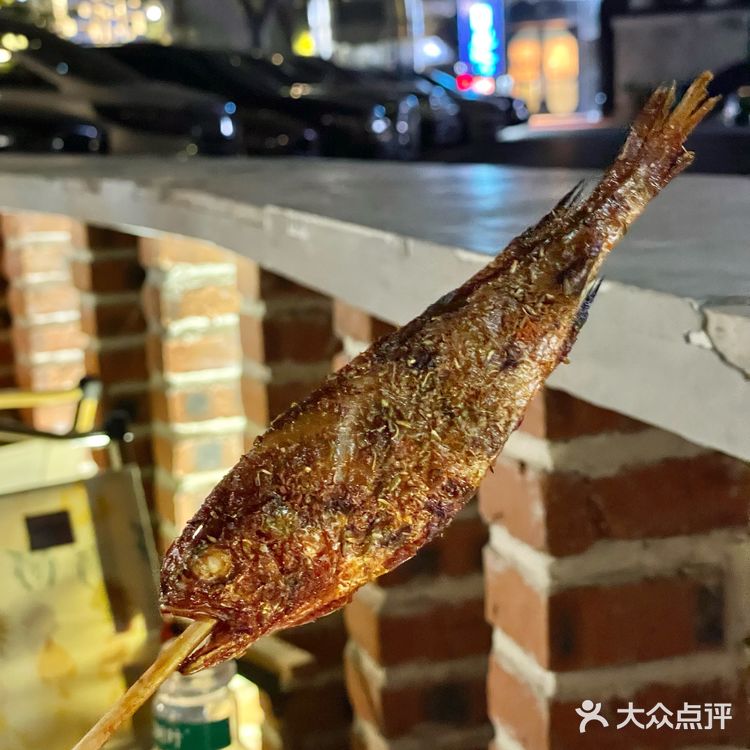 从野摊就开始追的烧烤，胸口油一绝❗️