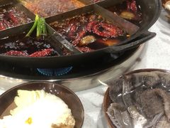 -正贰捌经重庆老火锅(建设路店)