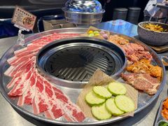 -哈哈碳都·牛肋条无限自助烤肉(台江万达店)
