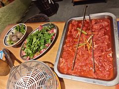 -洱火云南酸菜牛肉火锅(石景山当代商城店)