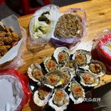 烤生蚝的诱惑味道 逛夜市