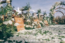 -花轿喜屋婚礼策划