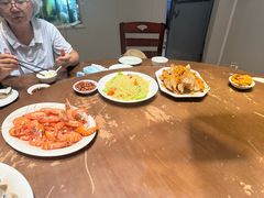 -岛中岛·海鲜大排档·万宁老字号(东澳店)