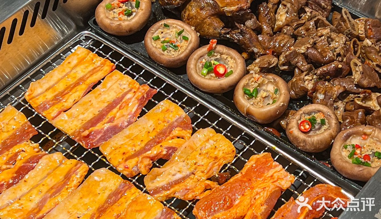 成都郫县一定要吃的集市烤肉‼️好吃还便宜 