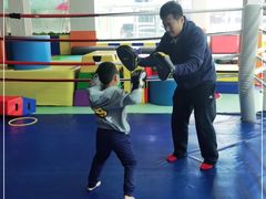 -健龙森俱乐部·游泳·健身·羽毛球综合体育馆