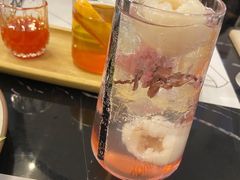 荔枝樱花气泡水-1981牛排西餐厅(海信店)