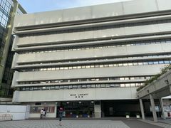 -香港大学