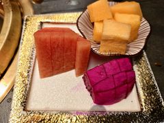 -铭牛烧肉·和牛海鲜自助(高新月牙湖店)