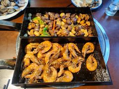 -老东镇啤酒屋海鲜加工·蒸汽海鲜·海鲜烧烤(台东店)