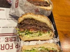 -The Habit Burger Grill 哈比特汉堡(复兴soho店)
