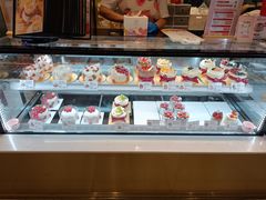 -花花卷卷·鲜食蛋糕(静安久光百货店)