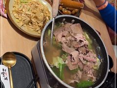 -川堂风·跷脚牛肉·乐山爆炒(宝山日月光店)