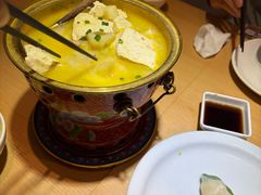 -关东小磨东北菜(上海长风大悦城店)