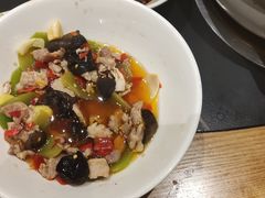 -黔蘑菇四季餐厅(观山湖店)