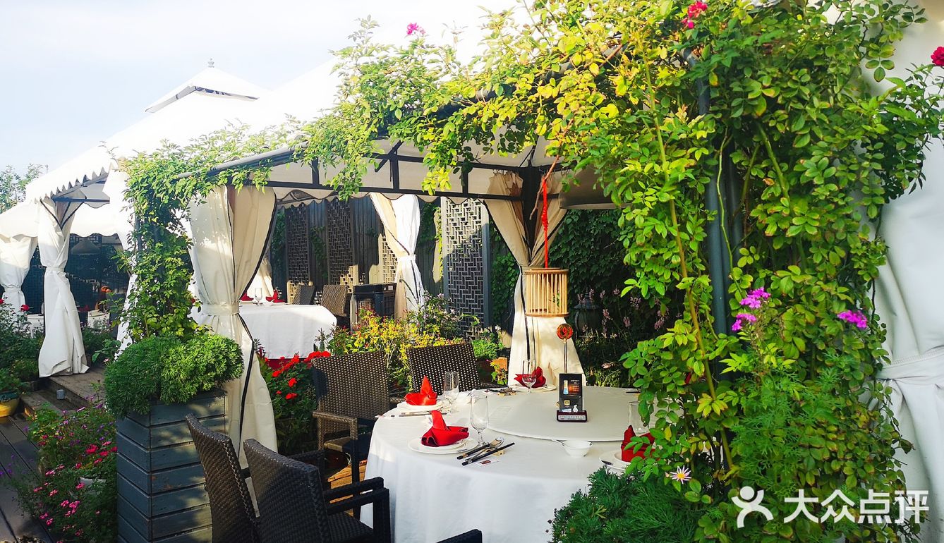 可在点评里选优惠套餐：2