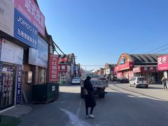 -大商机场前石材建材家具大市场