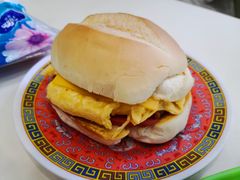 火腿芝士蛋猪仔包-華歡冰室-WahFoon(吉大店)