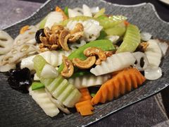 -花溪雨·森林餐厅(石基店)