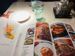 -阿妮叶李(光谷世界城店)