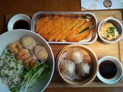 上海咸肉虾仁菜饭-南小馆(迪士尼小镇店)