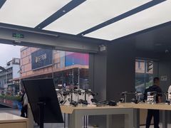 -DJI大疆(深圳华强北曼哈授权体验店)