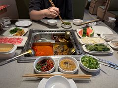 -海底捞火锅(新松江路生日主题店)