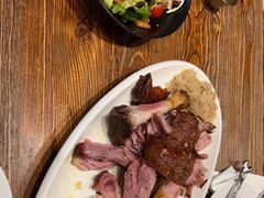 -1886德国汽车餐厅(外滩十六铺码头店)