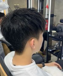 -苑苑发型设计