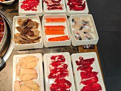 -来龍儿鲜切牛肉自助老火锅