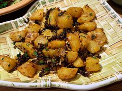 梅香小土豆-老妈私房鱼头(欧洲城店)