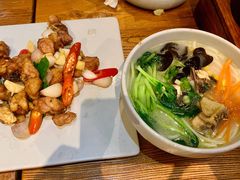 柠檬香叶鸡-云海肴·云南小炒·汽锅鸡(天津国金汇店)