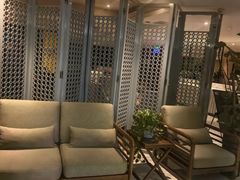 -红方格精致酒店(泸州金融中心万象汇店)