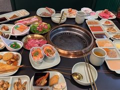-梨花甄选自助烤肉(小寨原力场店)