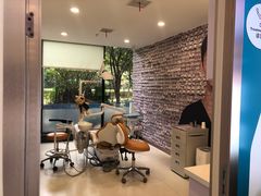 -维乐口腔(格林门诊长宁店)