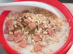 特色仙女冰豆腐花-伴山牛贵州黄牛肉火锅·苗疆非遗艺术餐厅(上海首店)