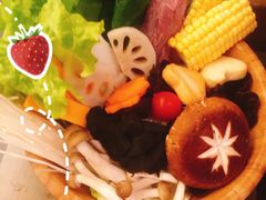 -湊湊火锅·茶憩(打浦桥日月光店)