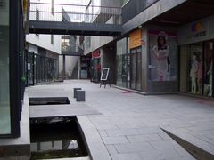 -泉乐坊步行街(烟酒特产平价超市店)