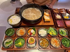 -银米·云南传统过桥米线(双廊黑金冠店)