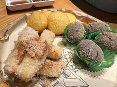 小吃双拼（洋芋粑+豆腐圆子）-老凯俚酸汤鱼(多彩城店)