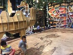 -钟书阁(松江泰晤士小镇店)